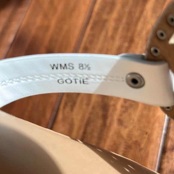 DV by Dolce Vita White Gotie Sandal - Picture 3 of 4